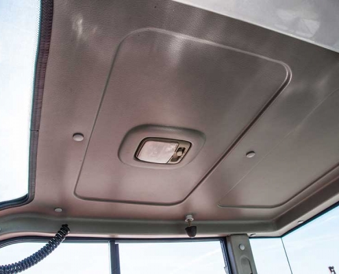AC40UB-cabine-dak
